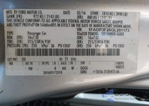 2016 Ford Focus Se z USA, uszkodzony, nr VIN 1FADP3F26GL291173